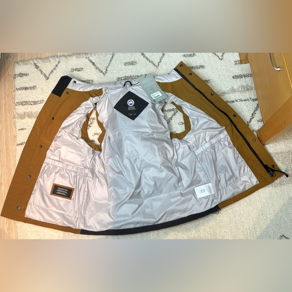 Canada Goose Regeneration Freestyle Vest - Picture 10 of 14